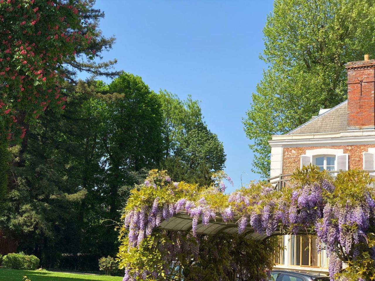 La Villa Rochette Forges-les-Bains エクステリア 写真